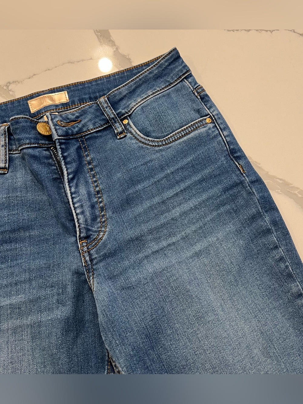 KUT FROM THE KLOTH Womens KELLY FAB AB KICK FLARE Jeans - Size 4💙 - Picture 8 of 14